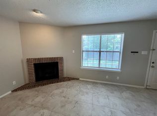 716 W Mulberry St APT 5A, Denton, TX 76201