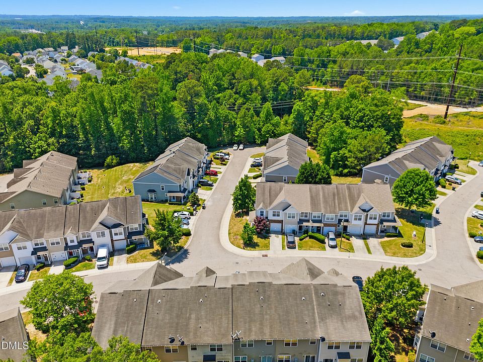 1st image of 1320 Stone Manor Dr