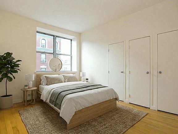 3rd image of 444 Manhattan Ave APT 5L