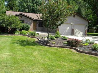 17700 S Carol Ct, Clinton, IN 47842