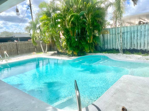 4th image of 7327 59th St N #3