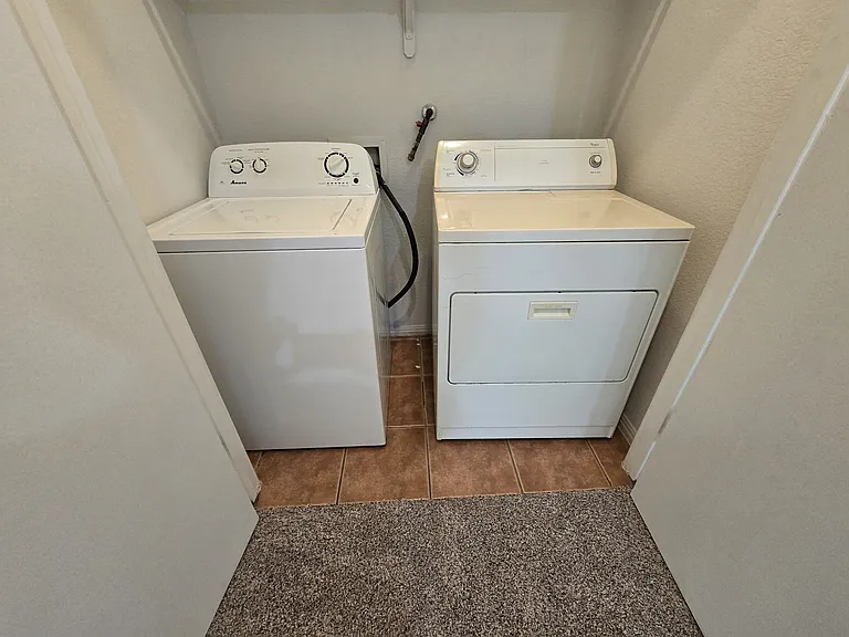 1604 Singleton Ave #A — Photo 23