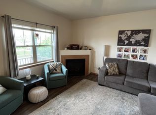 102 Wind Stone Dr, Madison, WI 53718