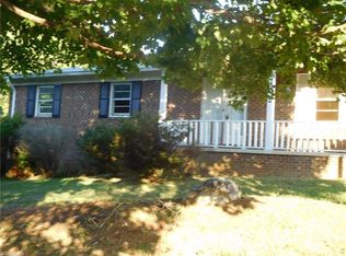 702 Bennett St, Asheboro, NC 27203