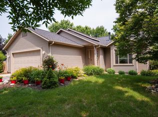 239 River Ct NE, Rochester, MN 55906