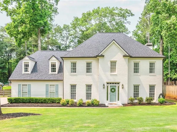 2735 Jims Rd NE, Marietta, GA 30066