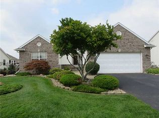 5917 Sarah Lake Dr, Sylvania, OH