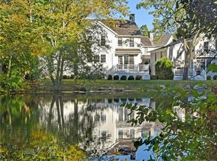 51 Jelliff Mill Rd #51, New Canaan, CT 06840