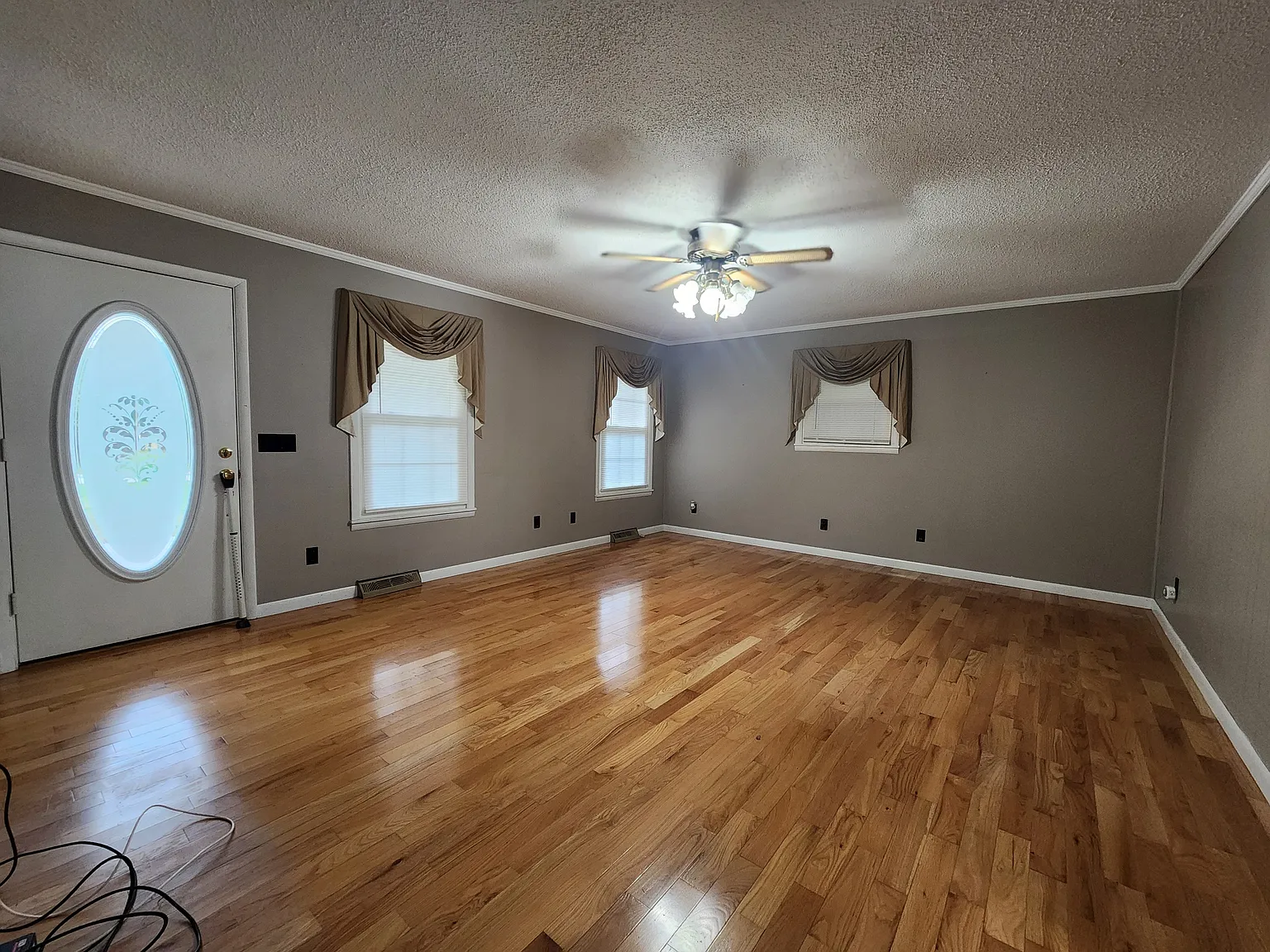 4914 South Grundy Quarles Highway - 1 — Photo 4
