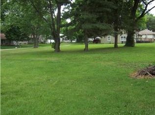 5629 Woodson St, Mission, KS 66202
