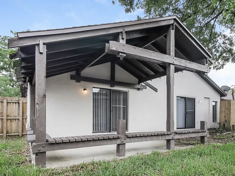 456 Copperstone Cir — Photo 16