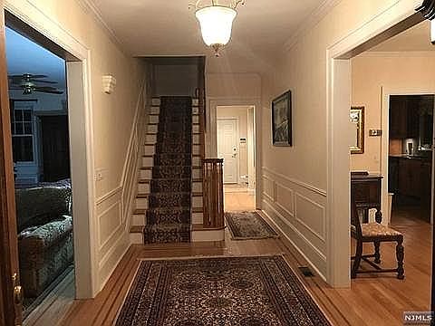 5th image of 348 Lafayette Ave
