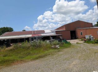 340 Dameron Ln, Vienna, IL 62995