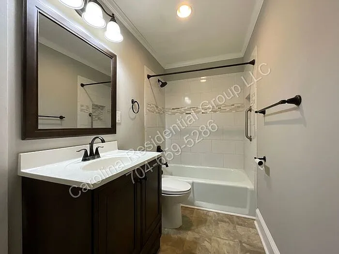 801 Bostian Ave — Photo 9