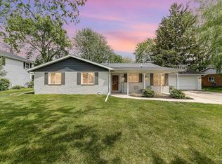 562 Plymouth Dr, Saginaw, MI 48638