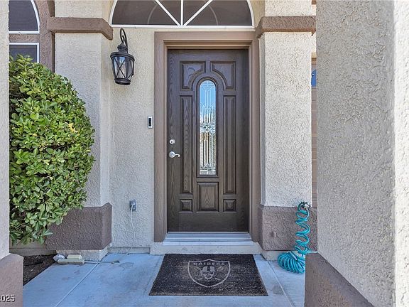 5th image of 1877 Glory Lily Ct