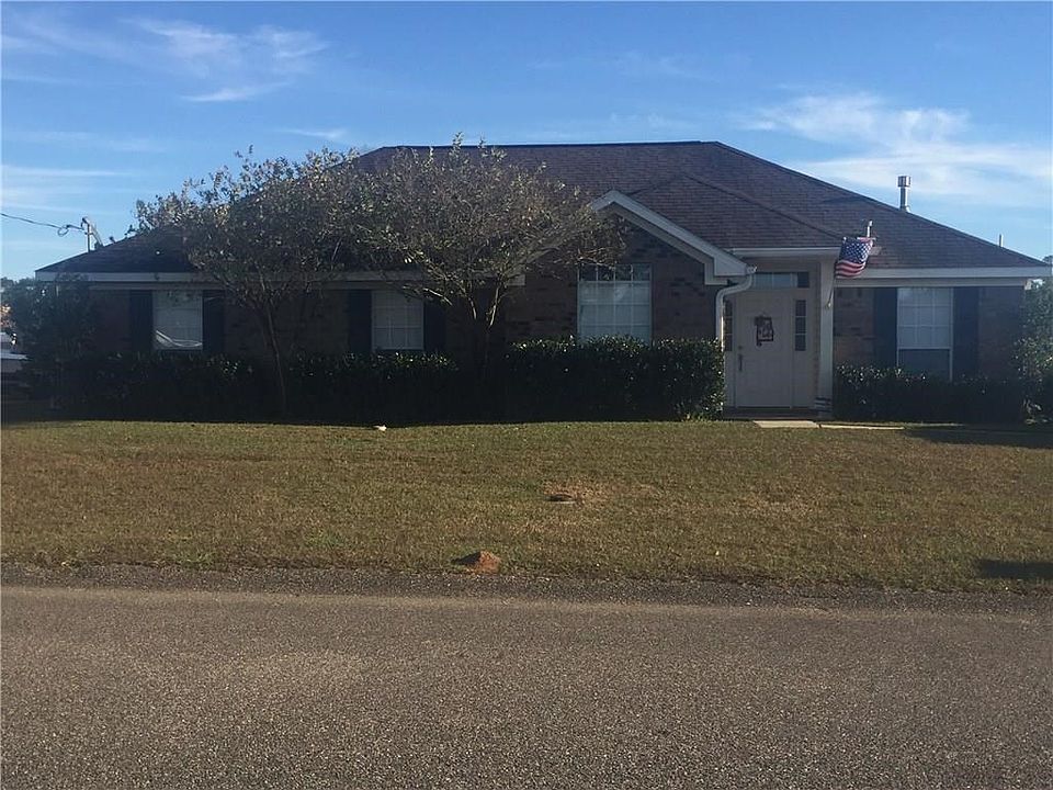 Fantastic Brick 4/2 in Copeland Island Subdivision