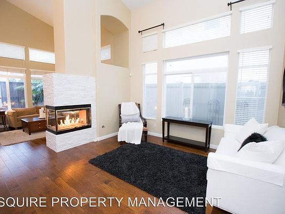 2nd image of 653 Parrish St