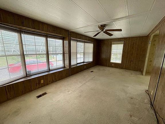 4th image of 14400 Spyglass St #17