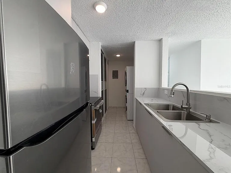 1 Cll Almonte #1707 — Photo 5