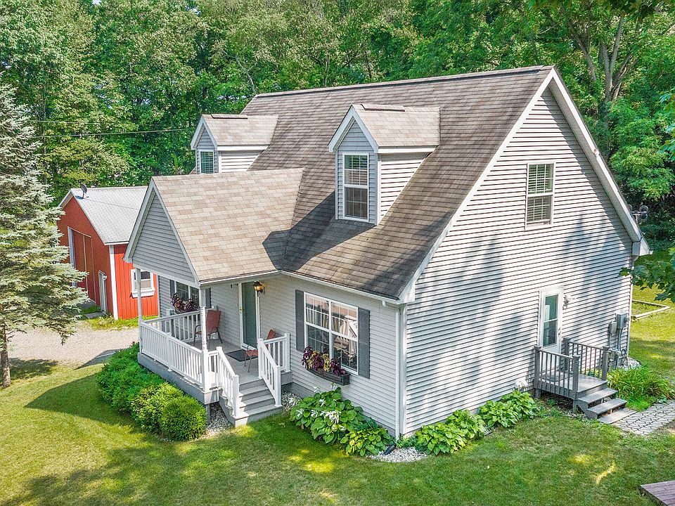 7313 S Crooked Lake Dr, Delton, MI 49046 Zillow