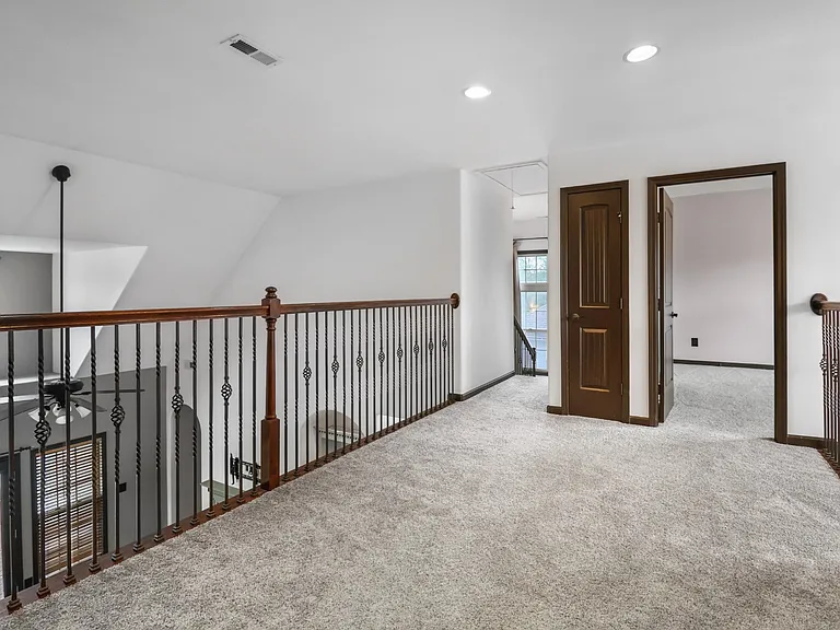 869 E Accipiter Cir — Photo 29