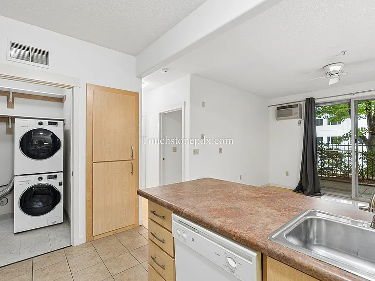 400 NE 100th Ave #109 — Photo 14