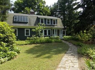 78 Whiting St, Lunenburg, MA 01462