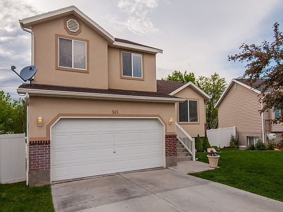 3rd image of 143 Crystal Bay Dr