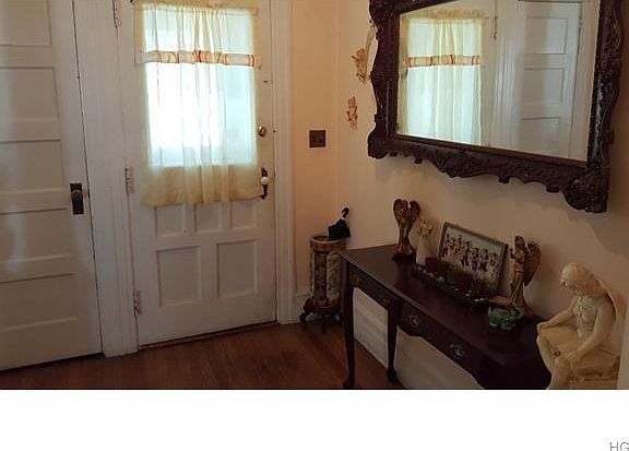 5th image of 58 Dekalb Ave #1