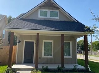 205 Sterling St, College Station, TX 77840