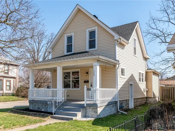 1302 Phillips Ave, Dayton, OH 45410