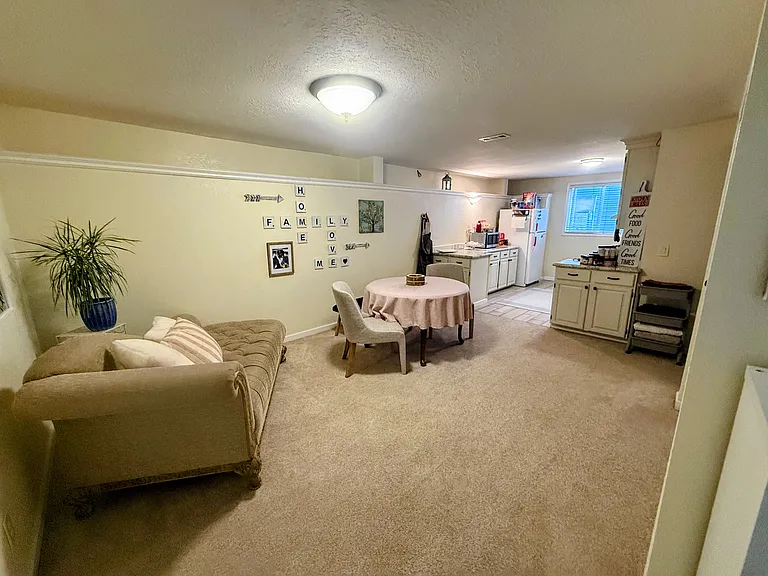 Great room off kitchen