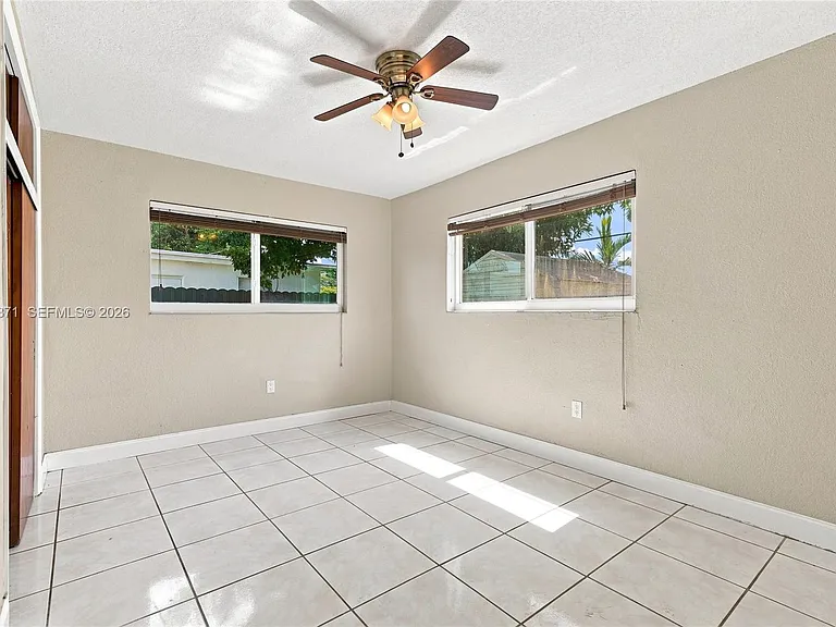 2220 De Soto Dr — Photo 23