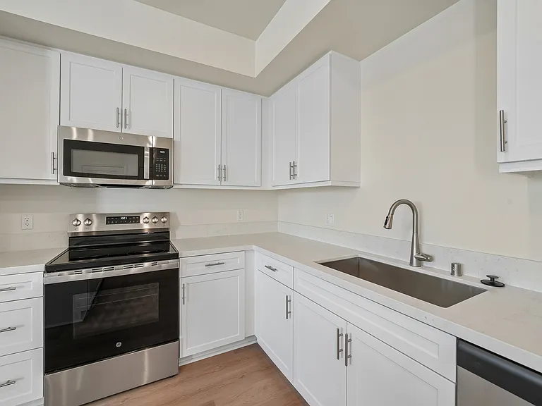 Gallery Park Apartments — Photo 47