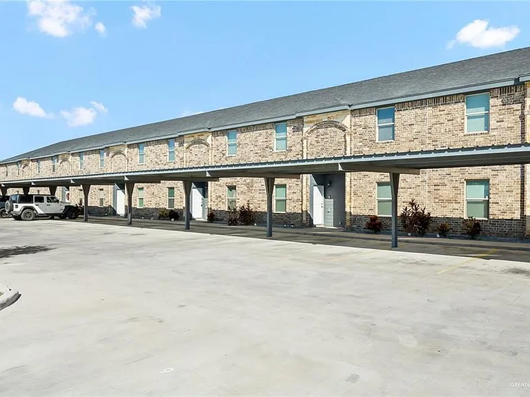 1400 Hummingbird Ct #10 — Photo 1