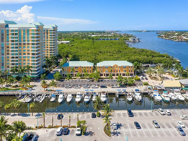 700 E Boynton Beach Blvd #803 — Photo 84