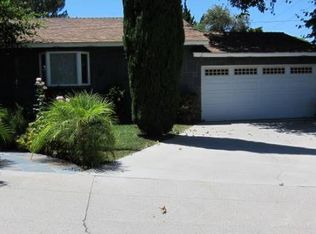 5919 Rolling Rd, Woodland Hills, CA 91367