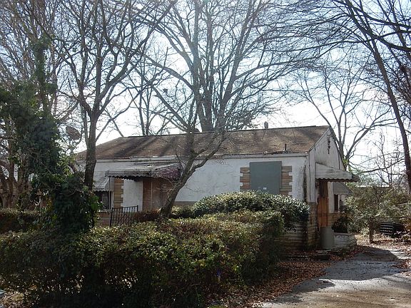 3rd image of 1488 Mercer Ave