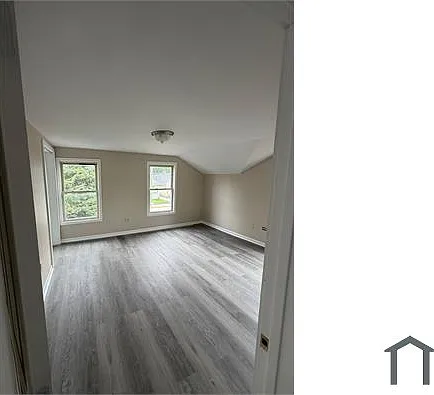 415 Jackson St — Photo 6