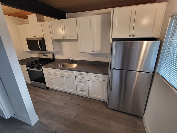3rd image of 2235 Church Ln APT M