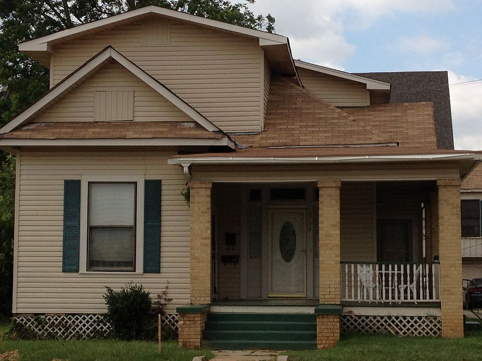 1st image of 2752 Judson St