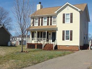 1st image of 3400 Green Oaks Ct