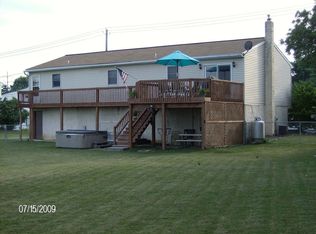 880 Ivy Dr, Lancaster, PA