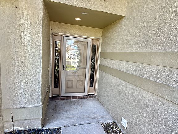 5th image of 3028 Stillwater Dr