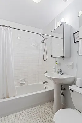 Rented by Corcoran | media 12