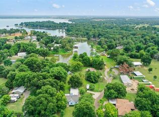 100 Cove Crossing Rd, Trinidad, TX 75163