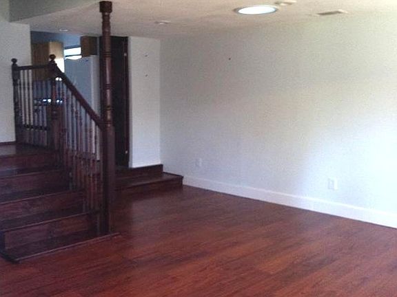 2nd image of 5924 40th St