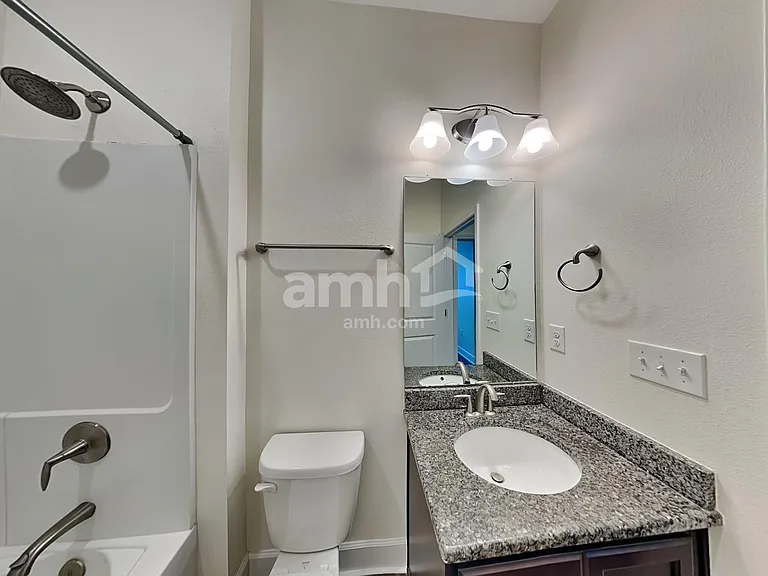 4431 Reisswood Loop — Photo 15