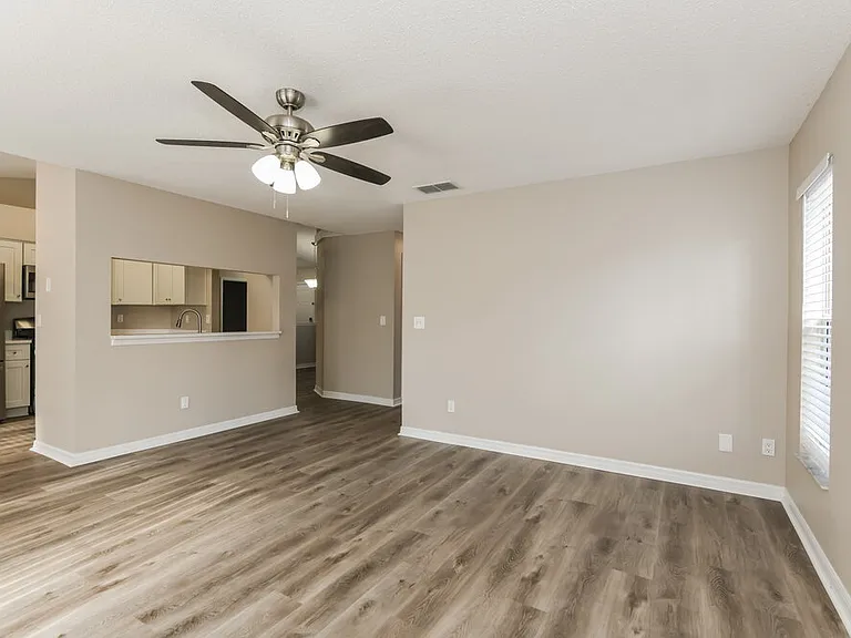 13137 Moonflower Ct — Photo 9